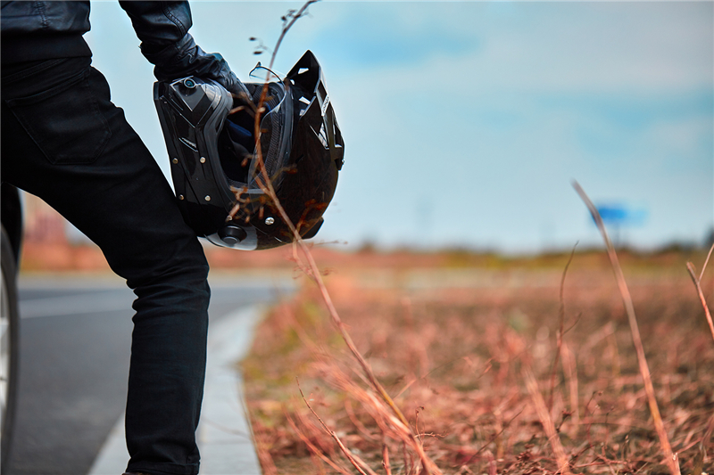 Airwheel C8 custom intelligent helmet(2).