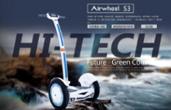 Airwheel S3, un scooter électrique à deux roues, est mis en évidence par la haute technologie et une performance stable.