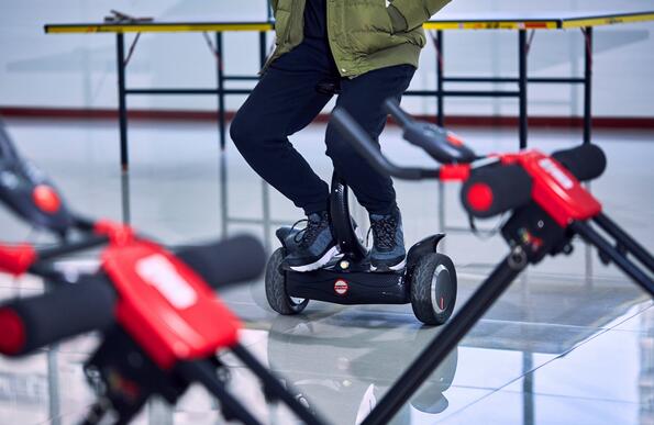 Airwheel robot electric scooter
