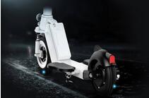 Противостоять туманно и туманной с Airwheel интеллигентая(ый) складной e скутер Z5 