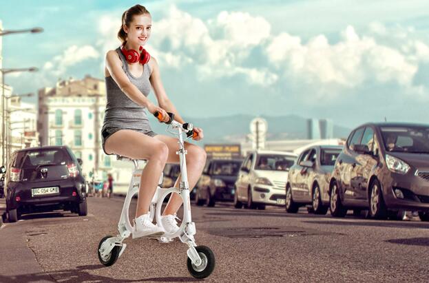 Un nouveau produit d’airwheel est sur le chemin — E3 cycliste à piles.