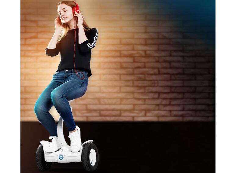 Airwheel فعال يوفر حلاً فعالاً لمساعدتهم على السفر أكثر سهولة.