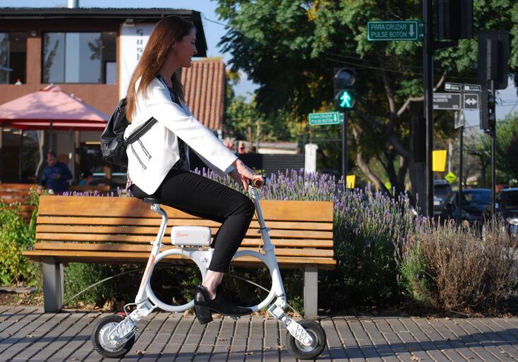 Voici un moyen efficace de faire face au stress — Airwheel E3 vélo de e sac à dos.