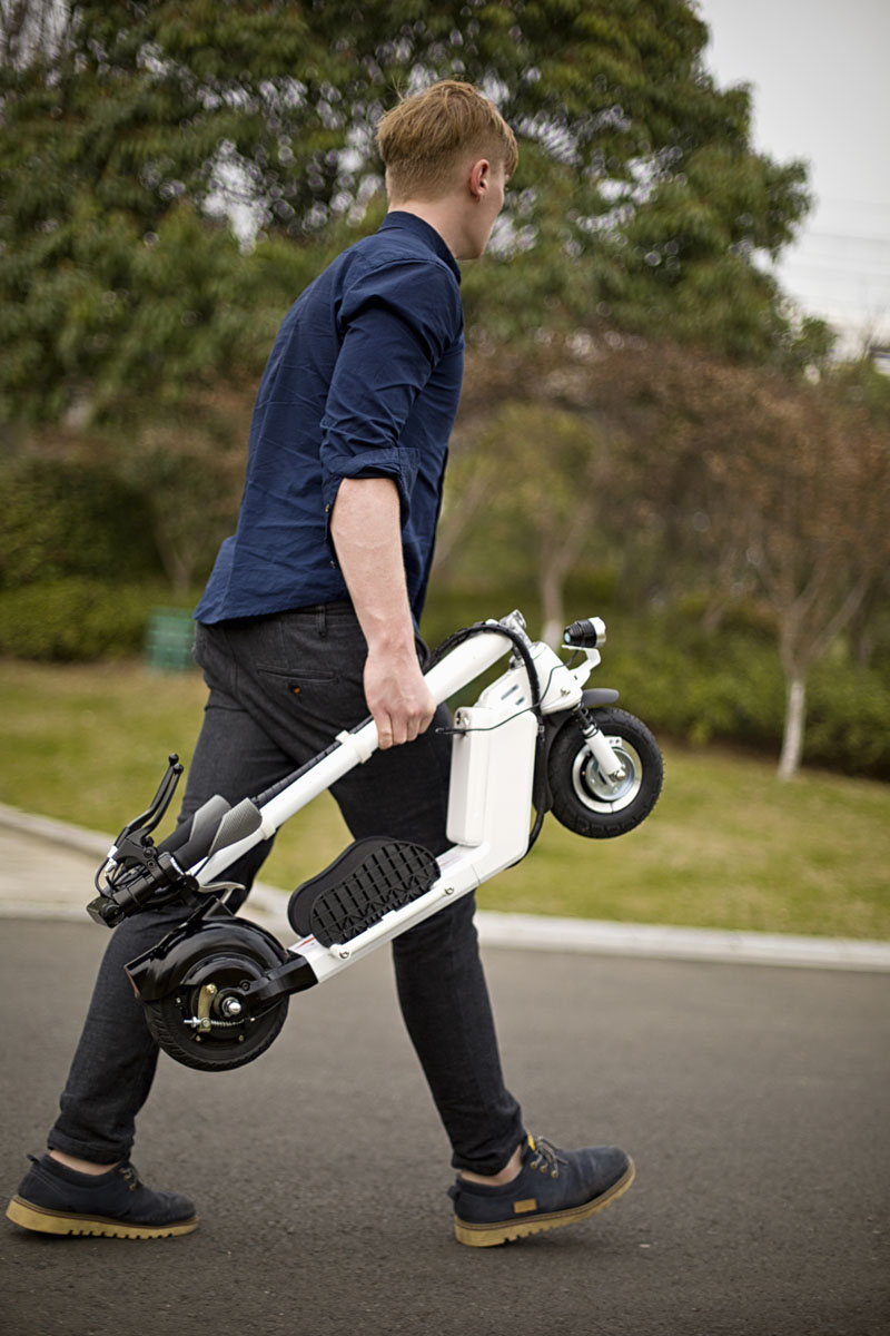 Airwheel Z5 scooter monocycle